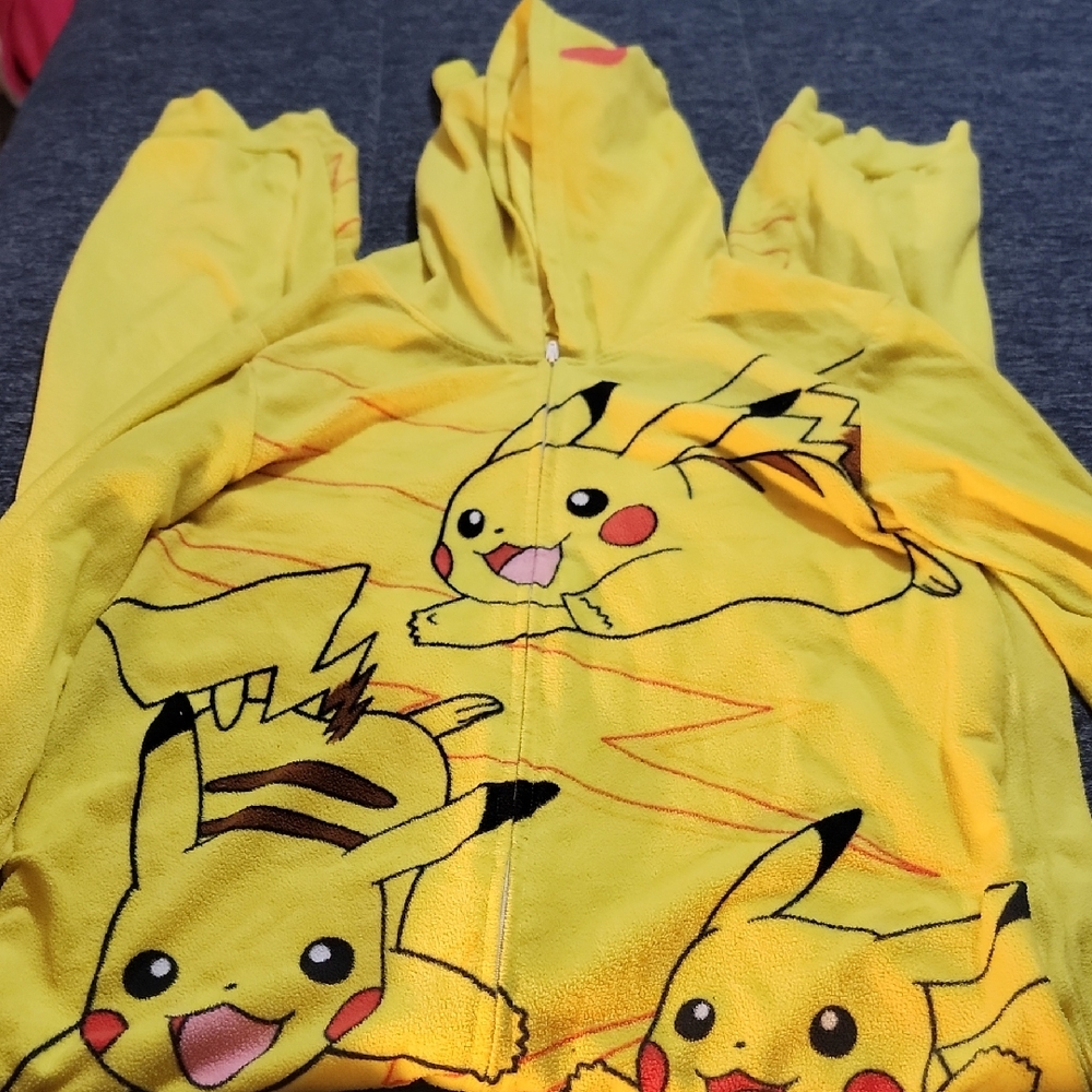 Pokemon Yellow Pikachu Costume Hoodie